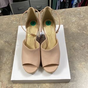 Super cute! Jessica Simpson pink blush wedges! Size 8.